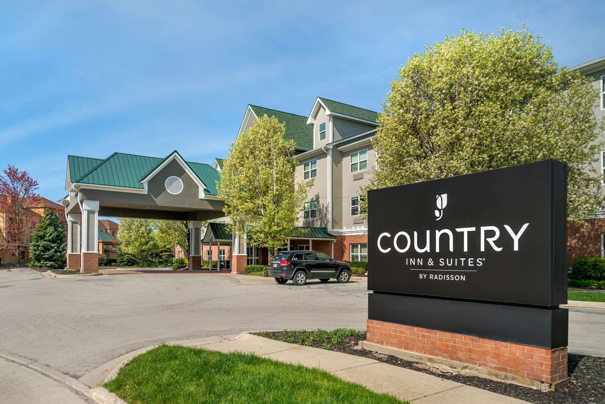 Country & By Radisson, - Toledo South Hotel Rossford