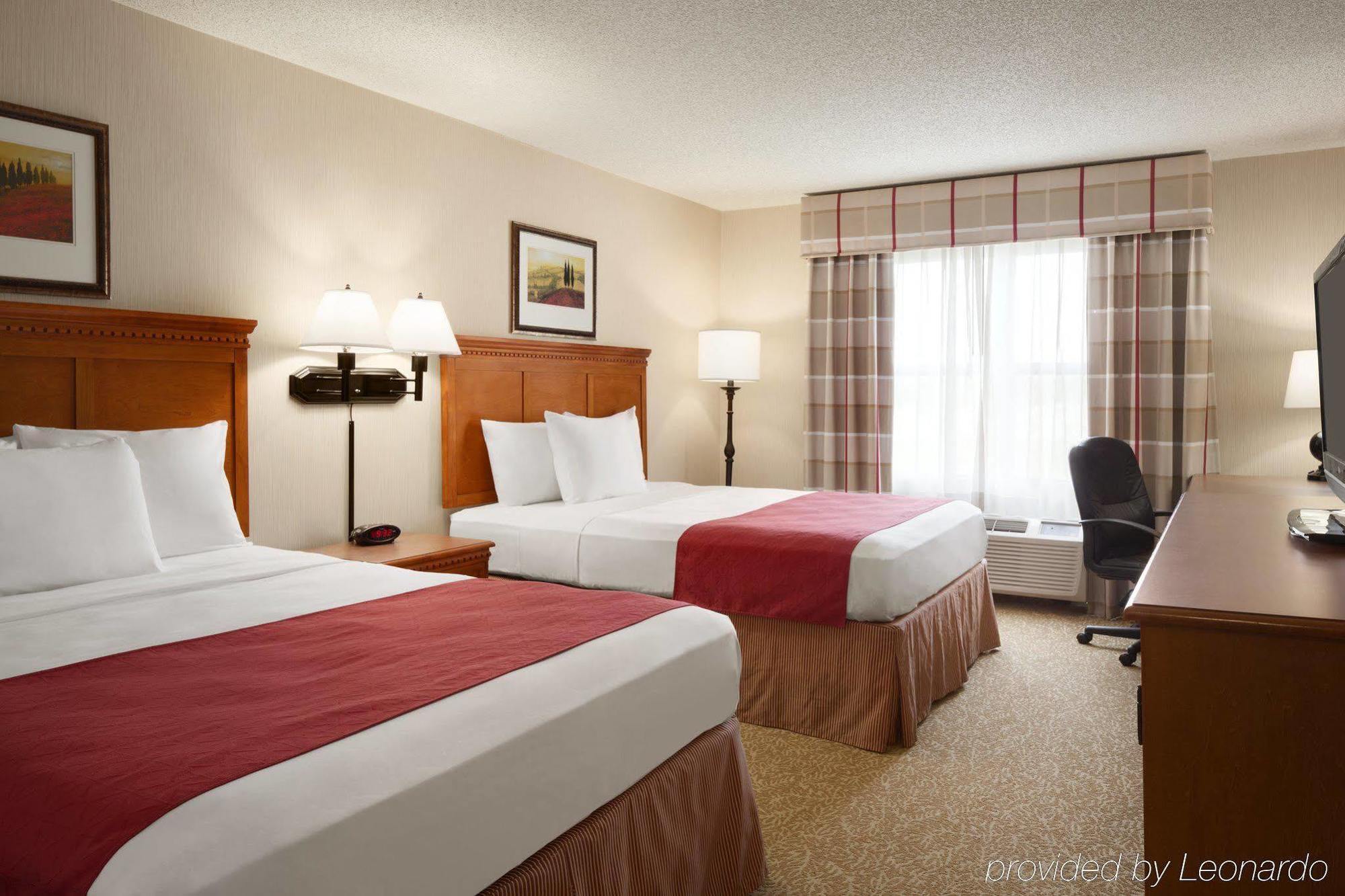 Country & By Radisson, - Toledo South 2*